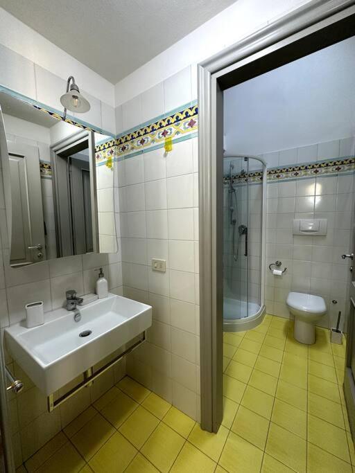 Casa Petrucci 2 Centro Storico Lägenhet Forlì Exteriör bild