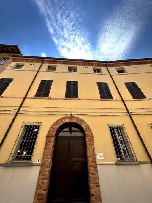 Casa Petrucci 2 Centro Storico Lägenhet Forlì Exteriör bild